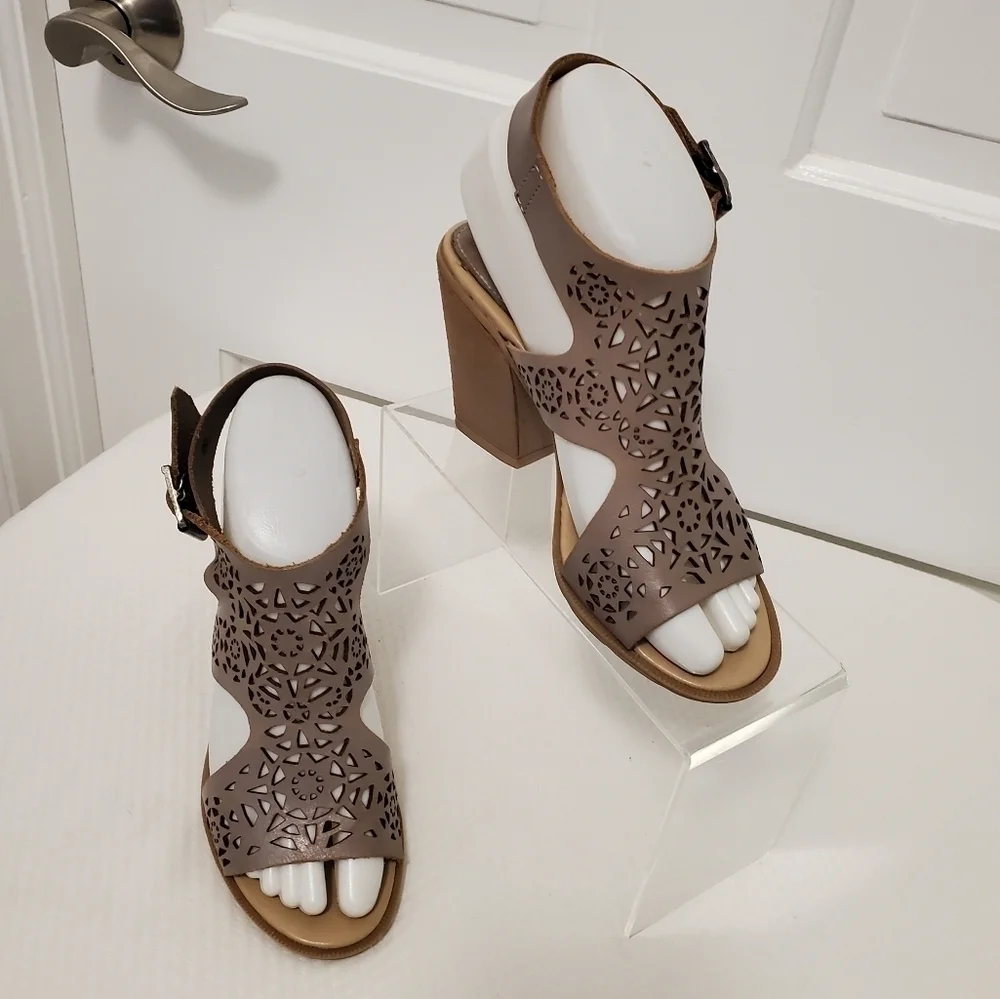 Barbara Barbieri Slingback Cutout Leather Peep Toe Heels Size 6 boho